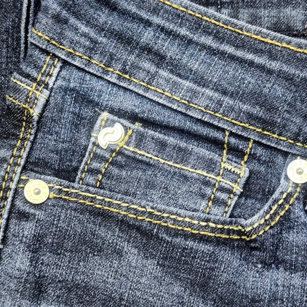 Denizen from Levi’s Modern Boot Cut Jeans Women’s W26 L32 Dark Wash Stretch... - Picture 6 of 11